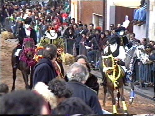 sartiglia_oristano12.jpg 45.4K