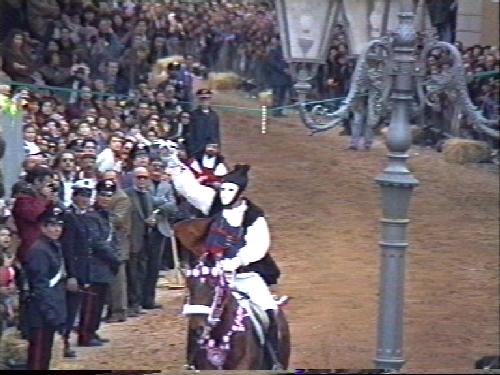 sartiglia_oristano5.jpg 38.8K