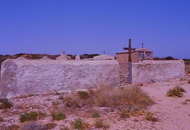 tavolara_cimitero_2.jpg 18.2K